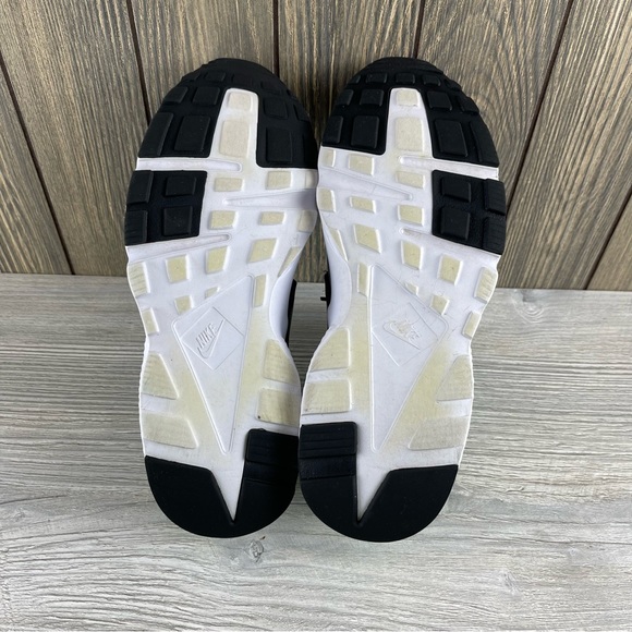 Nike Boys Huarache Run 654275-015 Gray Running Shoes Sneakers Size: 7Y - Picture 13 of 16